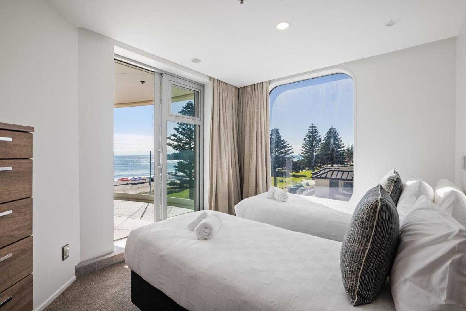 Oceanside Bliss - Absolute Beachfront - Uninterrupted Ocean Views With Pool ماوْنت مونغانيو المظهر الخارجي الصورة