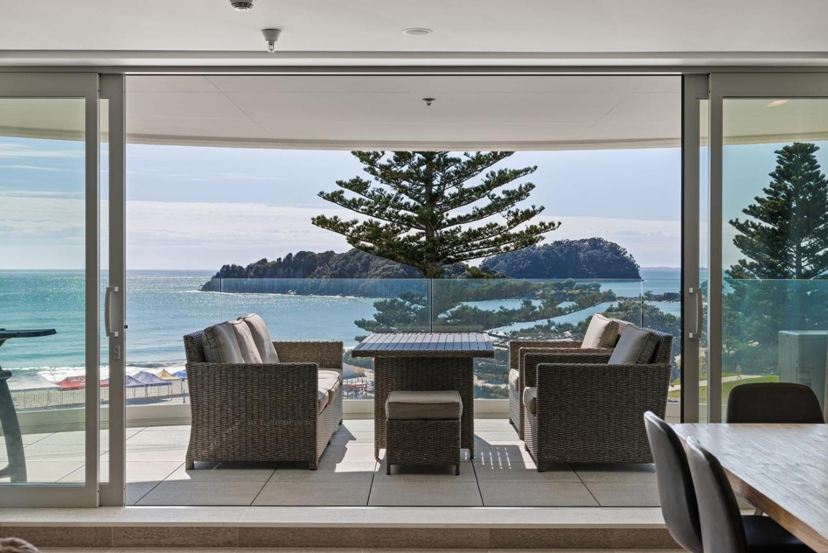 Oceanside Bliss - Absolute Beachfront - Uninterrupted Ocean Views With Pool ماوْنت مونغانيو المظهر الخارجي الصورة